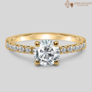 https://johnguiath.com/wp-content/uploads/2021/11/Bague-de-fiancailles-diamants-FLORE-or-jaune--300x300.jpg